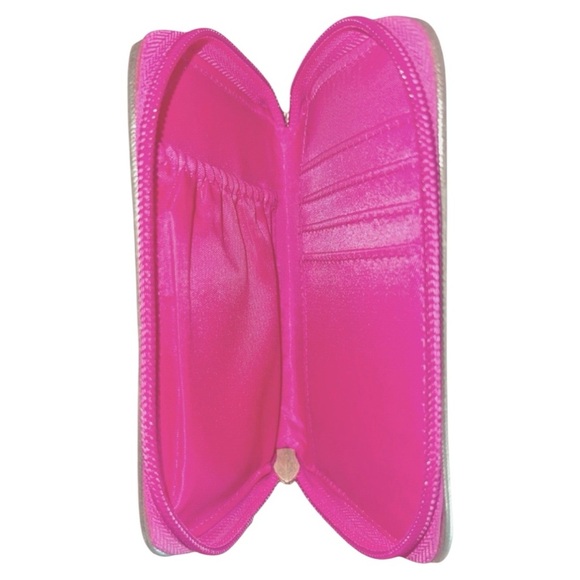 Lilly Pulitzer Drop Me A Line Brewster Blue Zip Smartphone ID Wallet Wristlet - Picture 2 of 2